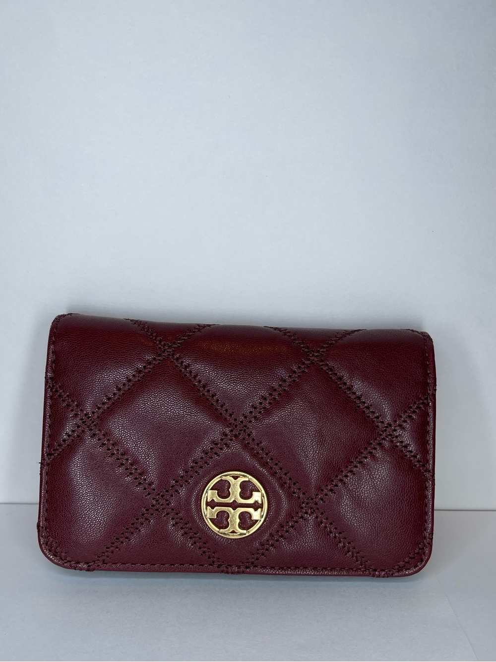 🔥❤️ NWT Tory Burch Willa Medium Wallet Claret Quilted Leather Burgundy Gold Logo